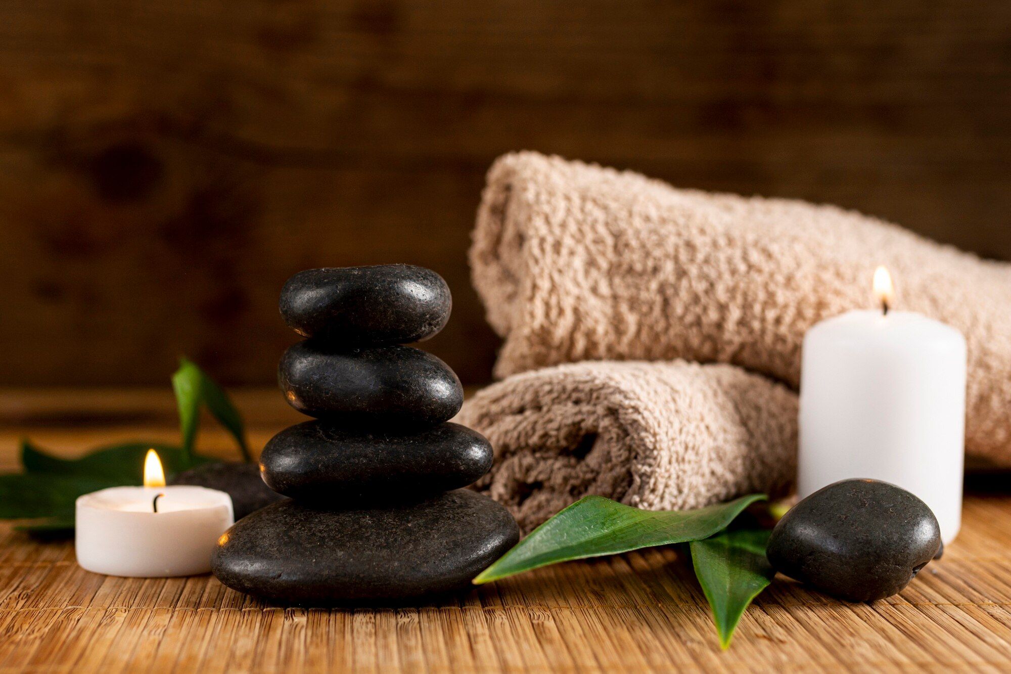 stone arrangement with rolled towel
